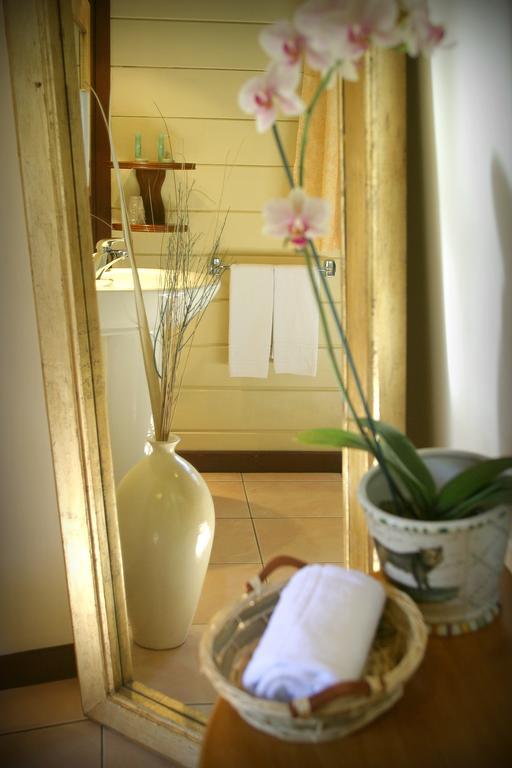 Le Domaine Des Pierres Hotel แซ็ง-ปีแยร์ ห้อง รูปภาพ