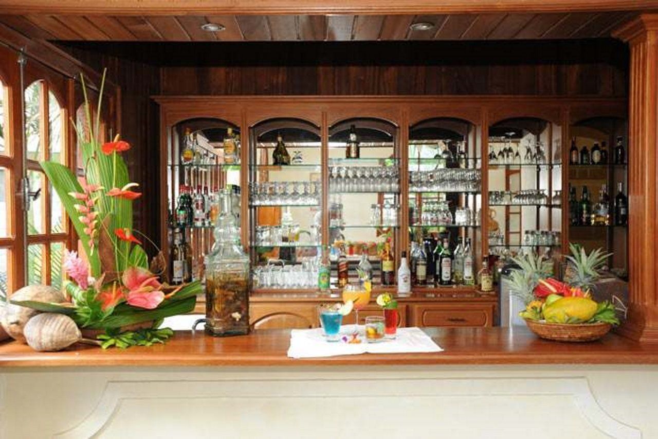Le Domaine Des Pierres Hotel แซ็ง-ปีแยร์ ภายนอก รูปภาพ