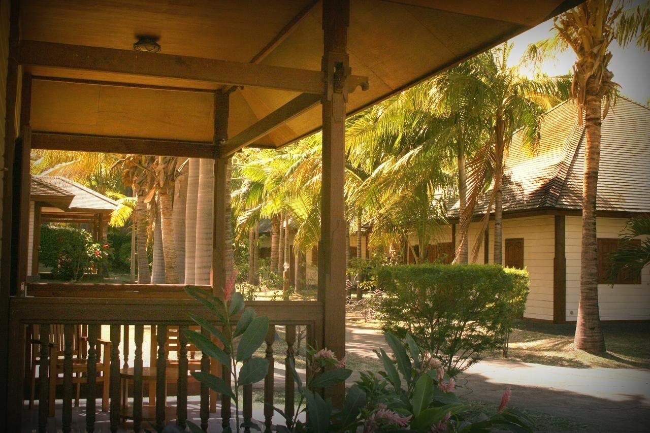 Le Domaine Des Pierres Hotel แซ็ง-ปีแยร์ ภายนอก รูปภาพ